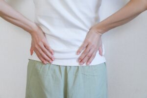 腰痛に悩む方のイメージ 整体院フィジカルLabo