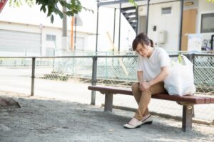 膝痛に悩む方のイメージ 整体院フィジカルLabo